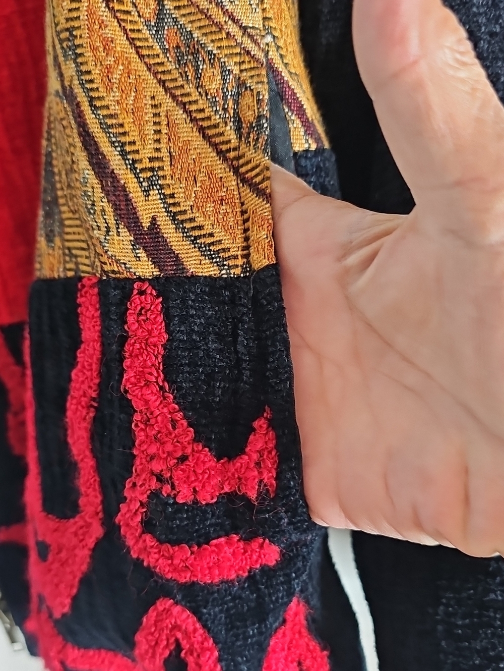 VINTAGE MOKA Red & Black Patchwork Zip Jacket - Picture 5 of 8